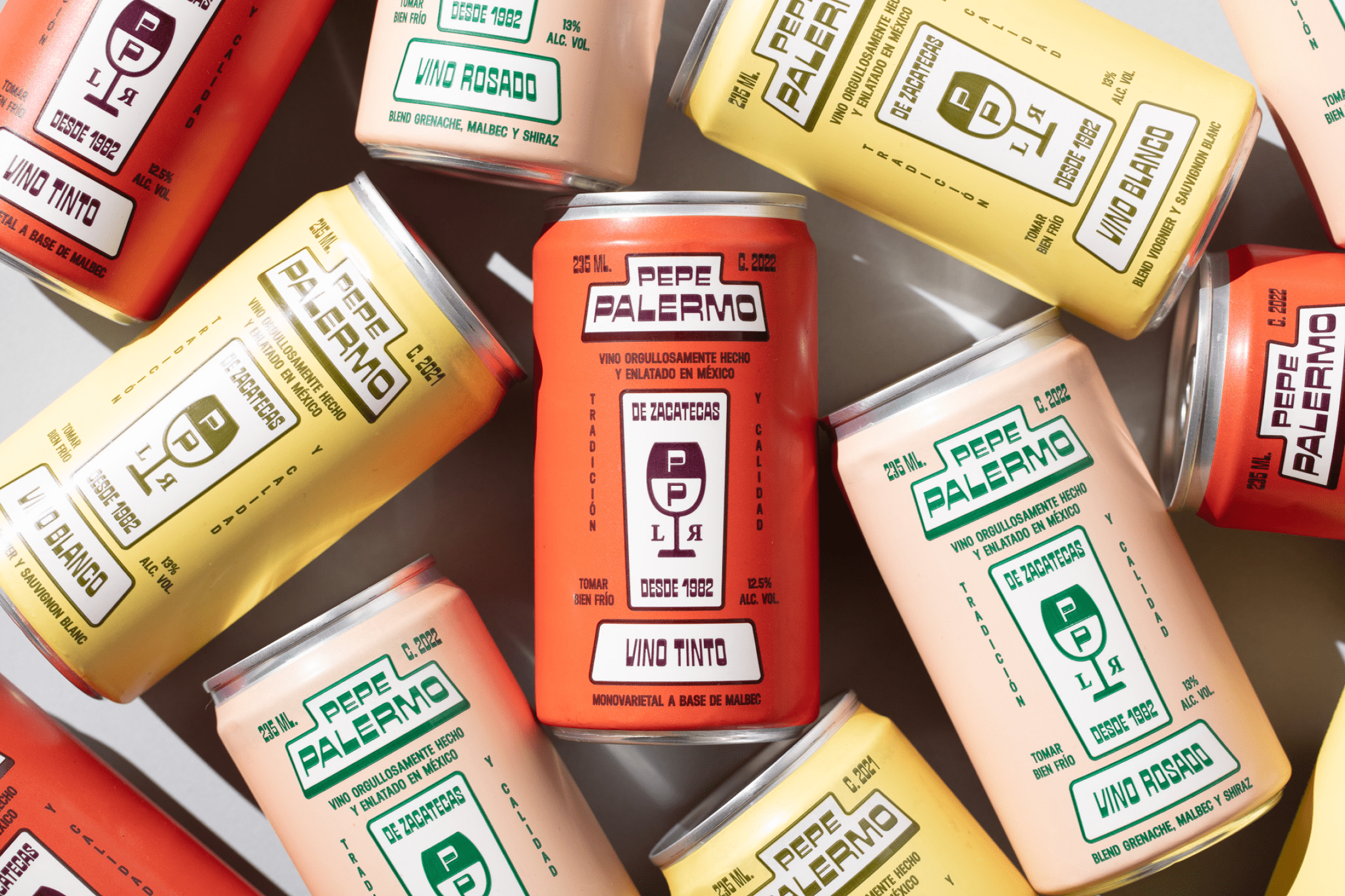 Vino en lata Pepe Palermo, en sus versiones blanco, rosado y tinto.