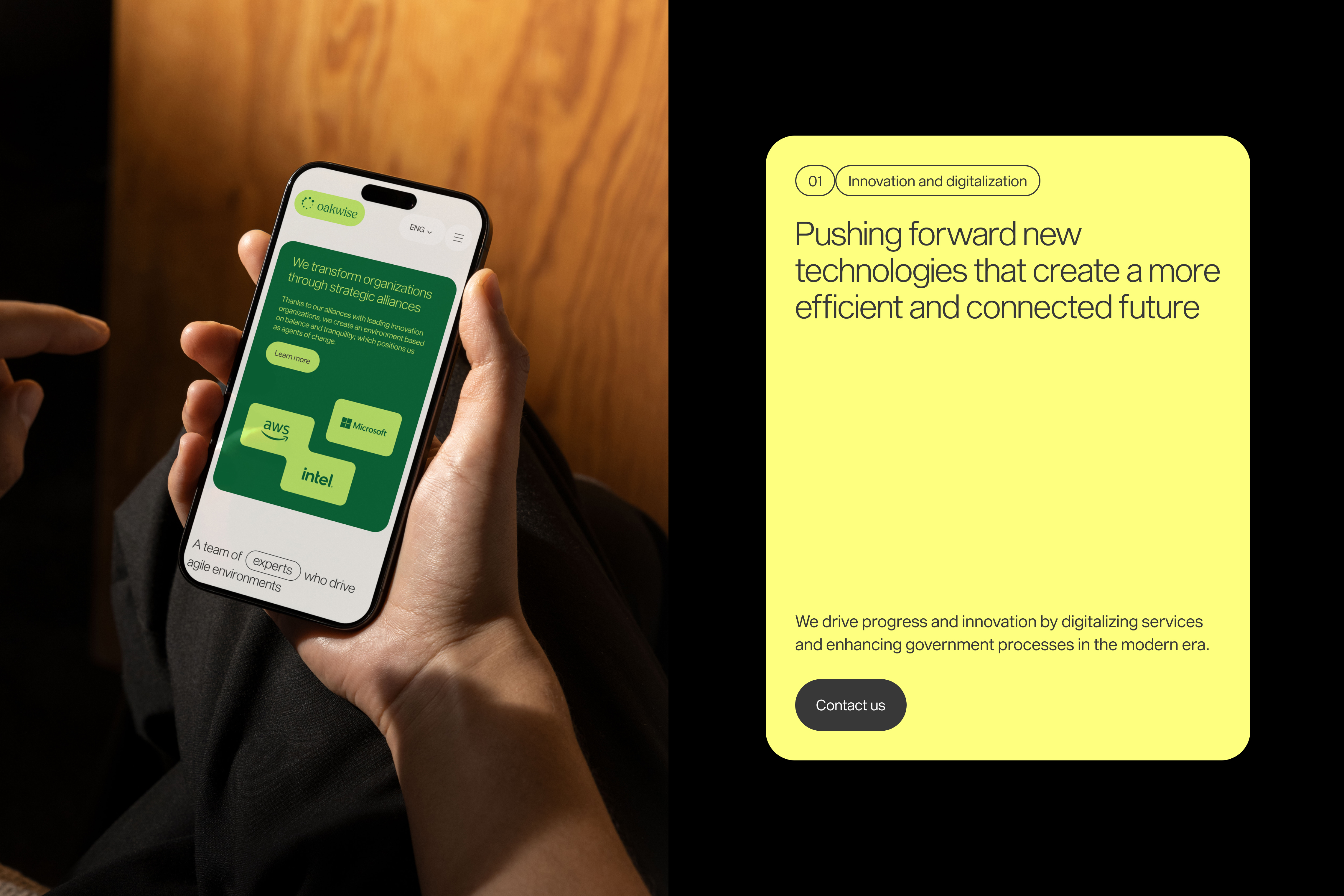 Interfaz web responsiva en verde y amarillo con diseño móvil y desktop para Oakwise.